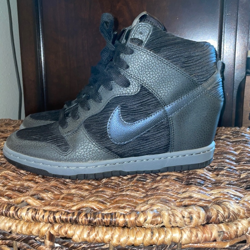 Women’s Nike Sky Hi Dunks